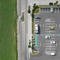 Parkplätze stehen exemplarisch für die Versiegelung von Böden.