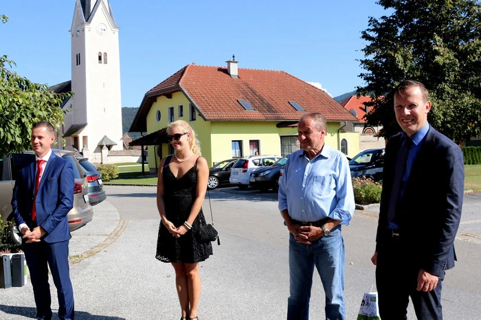 Klicken Sie sich durch die Bilder!