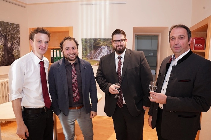 Die Betreuer der Kärntner Sparkasse mit dem Berger Bürgermeister Wolfgang Krenn