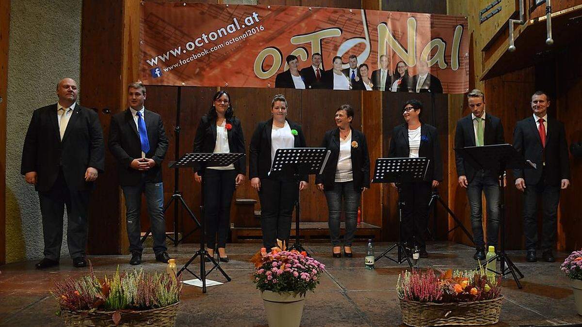 &quot;Octonal&quot; stellte sich vor 