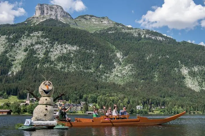 59. Narzissenfest, Bootskorso, Altaussee, Stadtkorso,  am 03.06.2018,bootskorso auf dem altausseer see