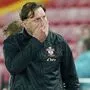 Ralph Hasenhüttl stellte sich vor seinen Spieler.