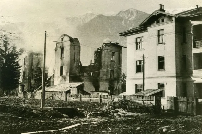 Zerbombte Eisenbahnersiedlung in Spittal
