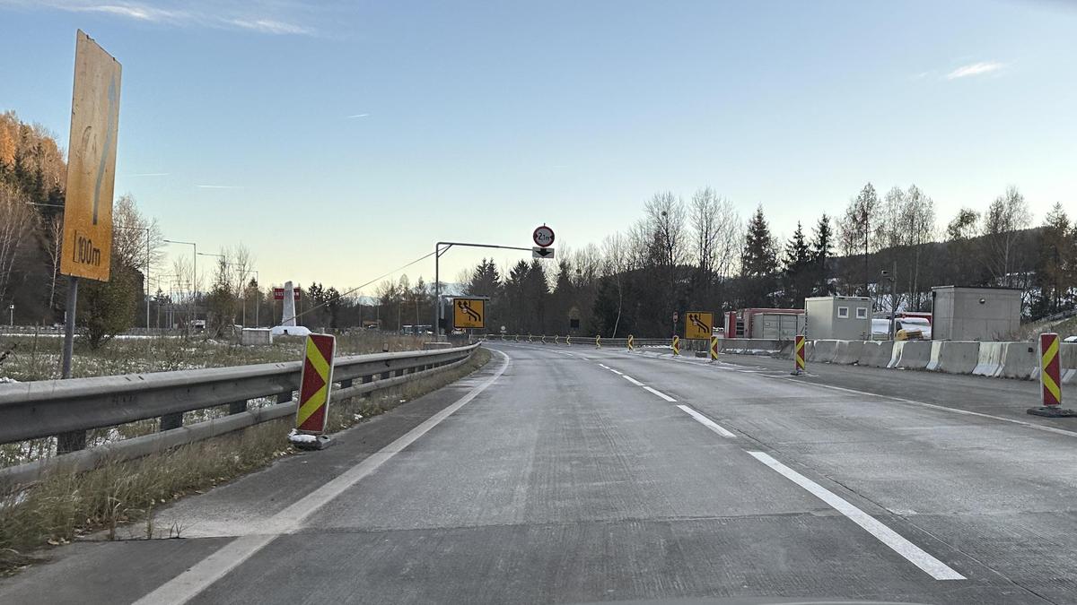 Die Baustelle auf Höhe Gräberntunnel in Fahrtrichtung Wolfsberg