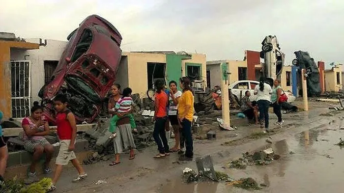 Zerstörung nach dem Tornado