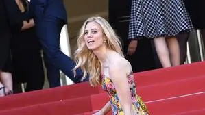 Larissa Marolt begeisterte in Cannes mit ihrem Kleid