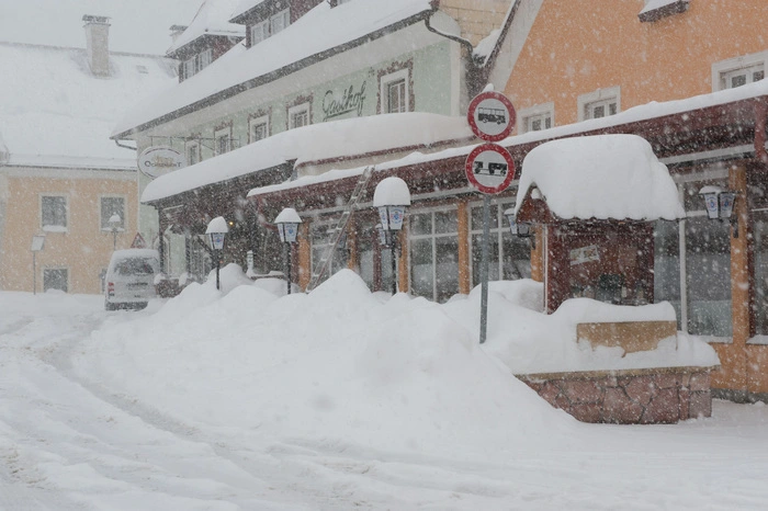 Punktuell wurden bereits um die 70 Zentimeter Neuschnee gemessen.
