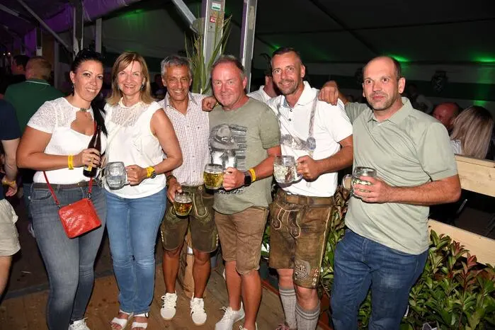 Klicken Sie sich durch die restlichen Fotos!