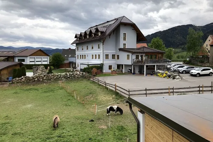 ... Richtung Gasthaus Perschler.