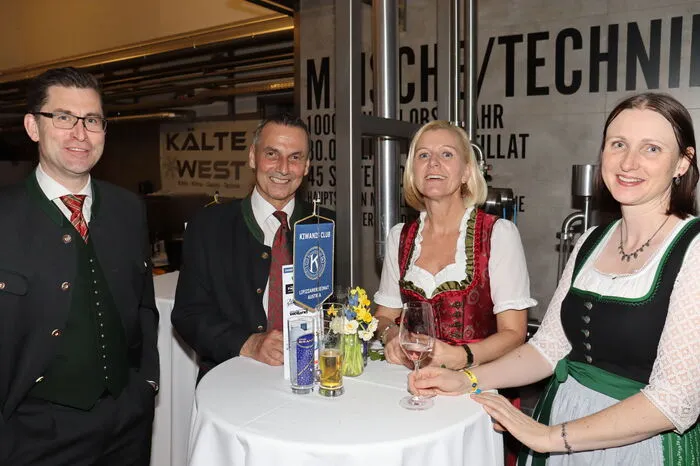 Der gesamte Erlös der Veranstaltung verwendet der Kiwanis Club Lipizzanerheimat für Ukrainische Familien in der Region.