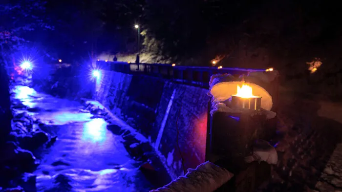 Am ersten Adventsonntag fand in der Talbachklamm bei Schladming der "Adventzauber in der Klamm" im Rahmen der "Schladminger Bergweihnacht" statt.