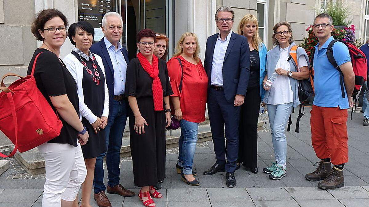 Vor dem Start beim Leibnitzer Rathaus