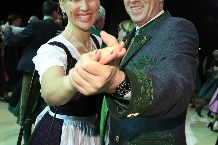 Kathrin Nachbaur mit Sturm-Präsident Christian Jauk