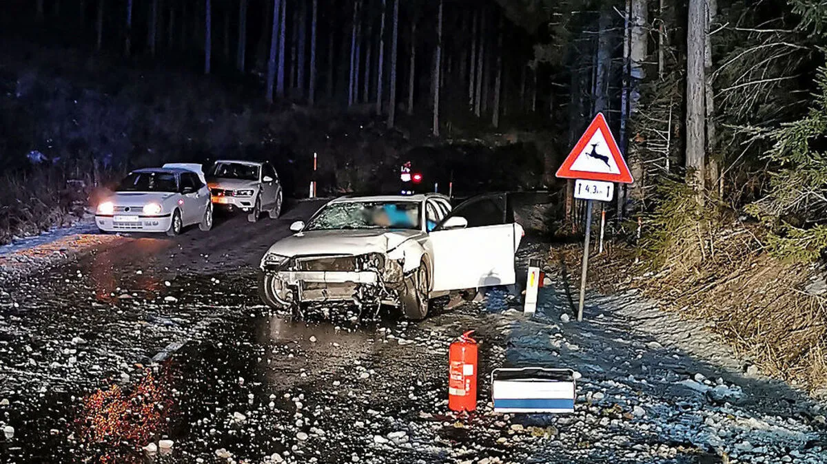 An dem Unfallauto entstand Totalschaden