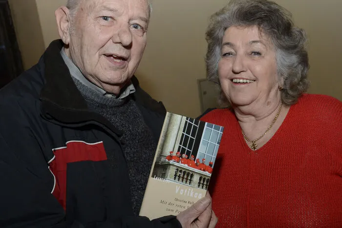 . . . Peter Altersberger (ORF Kärnten) und Renate Muffat, der gute Geist des Schloss Porcia. 