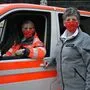 Die Johanniter erhielten kürzlich eine neue Dienstbekleidung, Einsatzwagen werden neu foliert