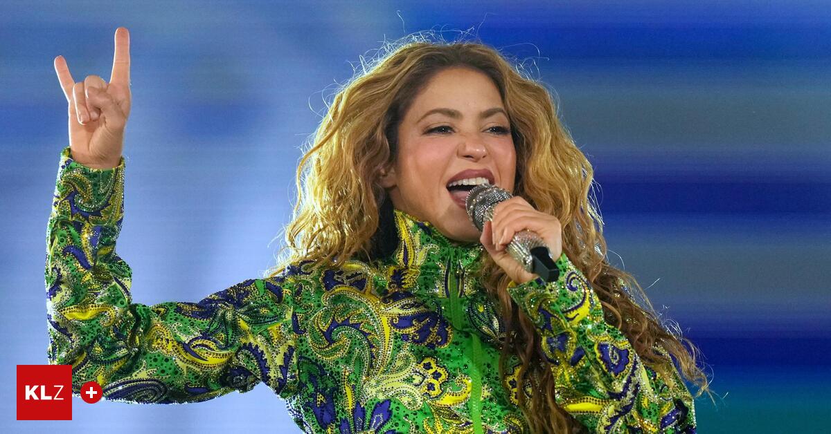 Shakira gave a free mega-show on Copacabana