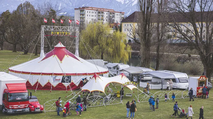Der Circus Dimitri gastiert wieder am Wasenboden in Villach.