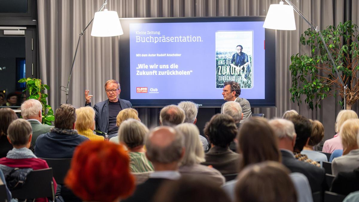 Rudi Anschober präsentierte im Skyroom der Kleinen Zeitung sein neues Buch „Wie wir uns die Zukunft zurückholen“