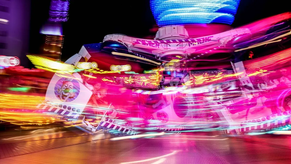 Mehr als 50 Fahrgeschäfte sorgen im Klagenfurter Gaudepark für Nervenkitzel und jede Menge Spaß