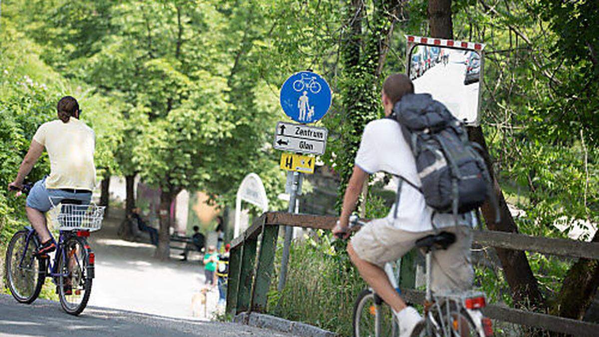 Auch in Klagenfurt sind immer mehr Menschen mit dem Rad unterwegs 