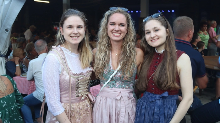 Freunde der Oberkrainermusik kamen am Nachkirchtag beim Hartl-Stadl voll auf ihre Kosten. 