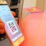 Raiffeisen baut 1200 neue Bankomaten ein – mit NFC und QR-Code hebt man per Handy Geld ab oder überweist das Geld direkt