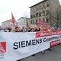 In Leipzig wurde bereits gegen die geplante Werksschließung protestiert.