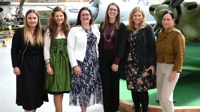 Bereits zum 21. Mal wurde das Museum im Hangar 8 des Fliegerhorstes Zeltweg als Außenstelle des Heeresgeschichtlichen Museums Wien eröffnet. Es ist Österreichs größtes und ältestes Militärmuseum.
