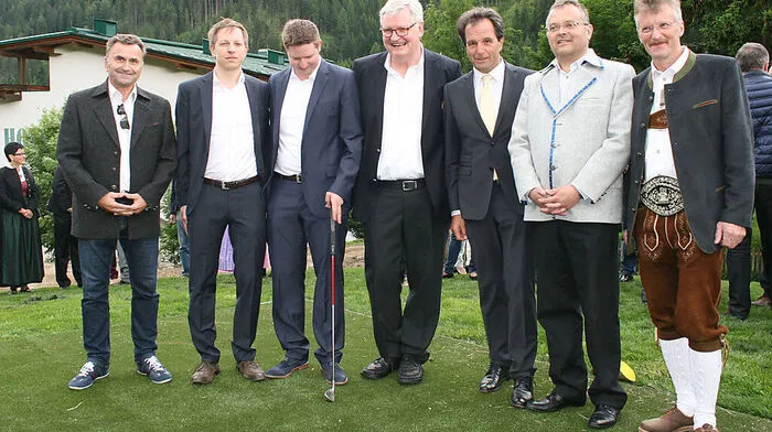 Franz Hopfgartner, Alexander, Peter und Werner Hamacher, Franz Theurl, Gerald Hauser, Vitus Monitzer (von links) 