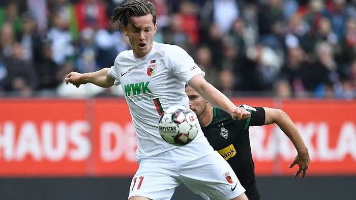 Michael Gregoritsch bleibt vorerst bei Augsburg