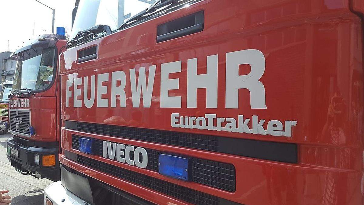 In den Morgenstunden war die Grazer Berufsfeuerwehr am Sonntag in Graz-Gries im Einsatz