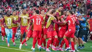 Die Schweiz ist zwar nicht im siebenten Himmel, aber im WM-Achtelfinale - nach einem souveränen 2:0-Sieg über Algerien