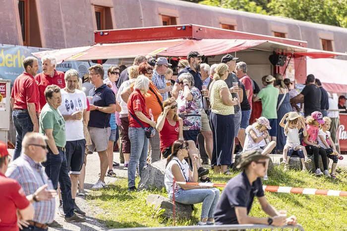 Viele Zuseher waren auch vor Ort.