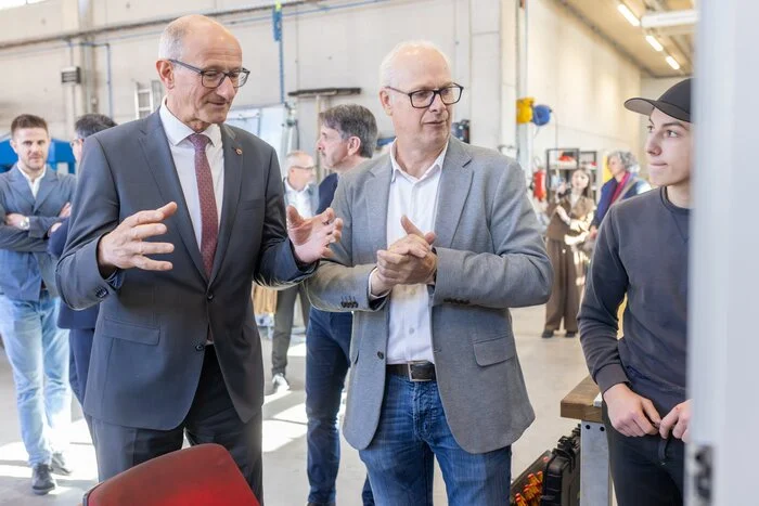 Mattle und Markus Köll, Geschäftsführer der Makkon GmbH