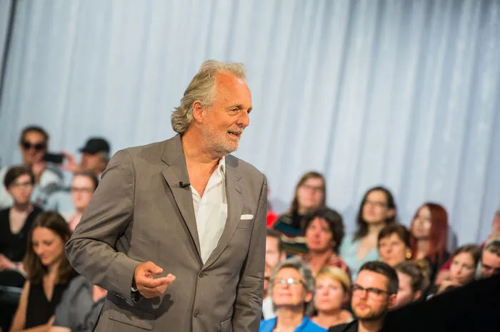 ... den Jury-Vorsitz hatte erstmals Hubert Winkels inne ...