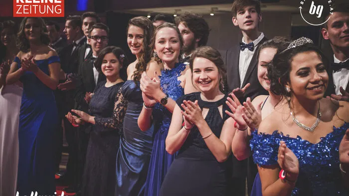 Am 03. November feierten die Maturanten des BG/BRG/MG Dreihackengasse in der Helmut List Halle unter dem Motto Les Maturables - Ein Drama geht zu Ende einern wunderbaren Maturaball. Wir haben alles für Sie festgehalten