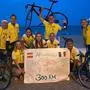 Im Sommer 2020 absolvierten Christoph Nicht (Mitte) und Patrick Rainer (links) noch 300 Kilometer, jetzt kommen 85 dazu