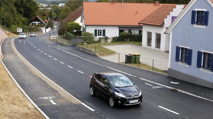 Die wichtigste Fürstenfelder Stadtauffahrt ist ab jetzt auch die schönste.