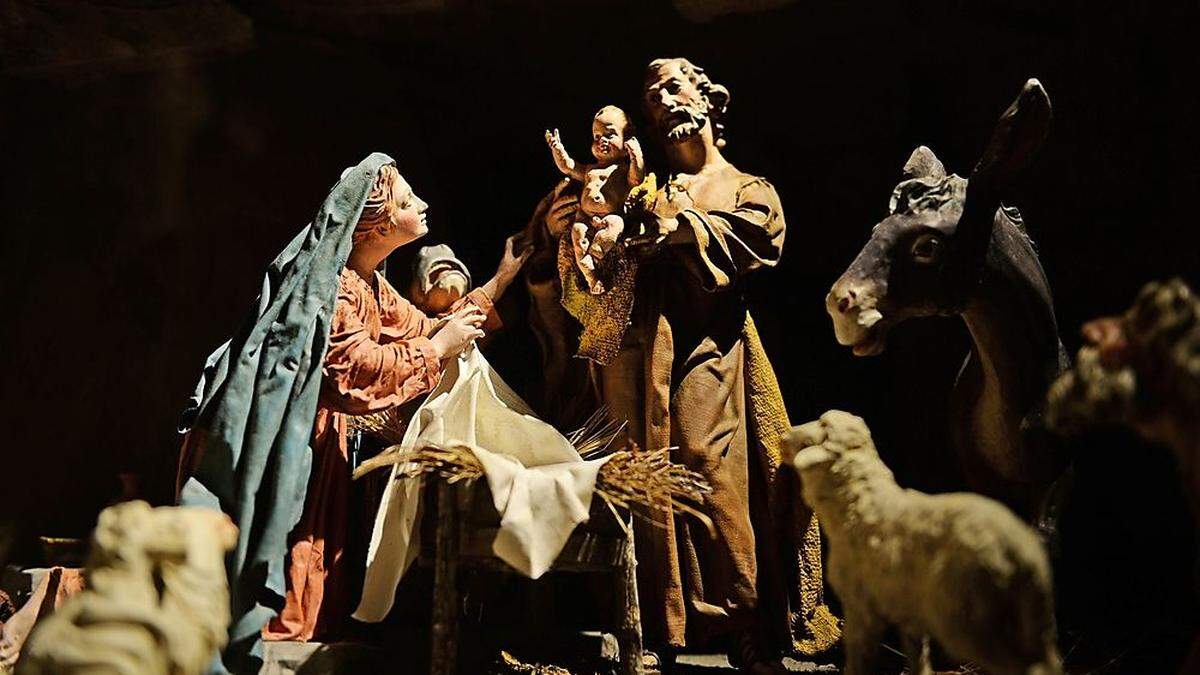 Heute feiern viele in der Kirche Christi Geburt. Krippenfeiern und Christmetten laden dazu ein