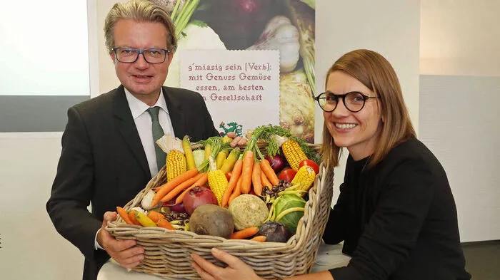 Gesundheitslandesrat Christopher Drexler, Ernährungsexpertin Martina Steiner