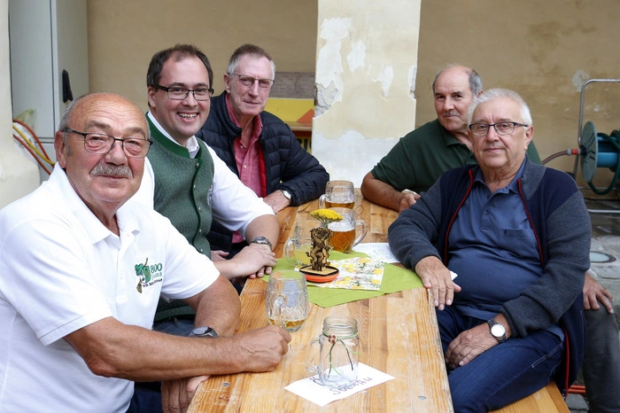 Ebenso ÖKB-Abordnungen aus Bad Loipersdorf, Söchau, Ottendorf und Altenmarkt.