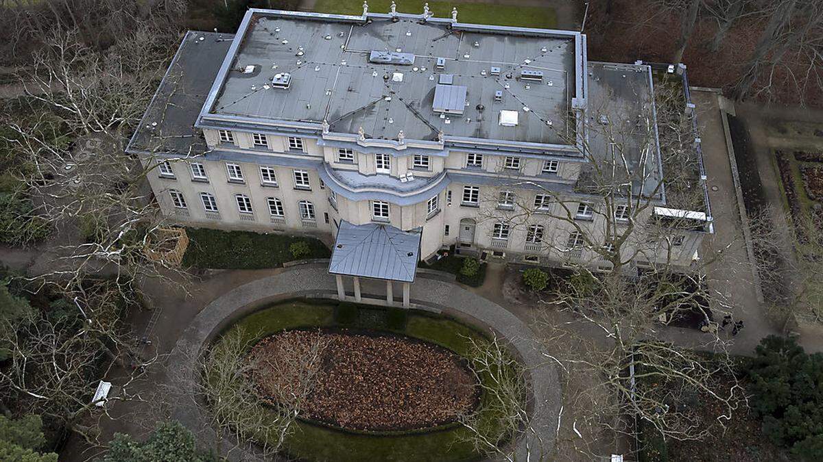 Die Villa am Wann­see wird am 20. Jän­ner 1942 Schau­platz der Pla­nung des größ­ten Ver­bre­chens der Mensch­heits­ge­schich­te