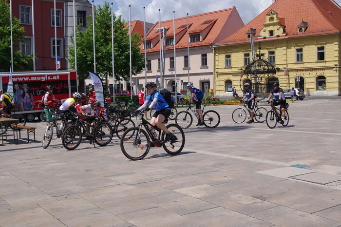Die Pause war für die meisten etwa eine Viertelstunde, dann ging es weiter.