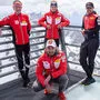 Besuch des Dachstein Sky Walks: Franz-Josef Rehrl, Martin Fritz, Lukas Klapfer und Teamchef Christoph Eugen (vorne)