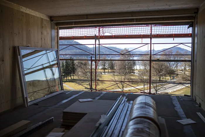 In Zukunft haben alle Hotelzimmer einen Ausblick auf den Wörthersee.