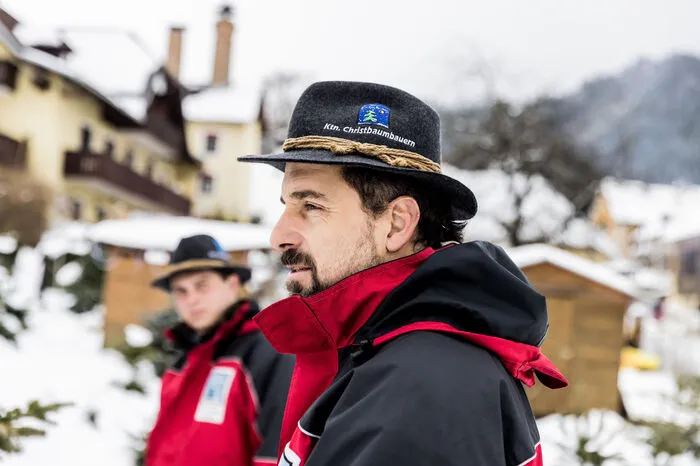 Bitte klicken Sie sich durch die Bilder!