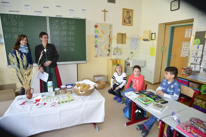 Sie stellten sich auch den Fragen der Schülerinnen und Schüler.