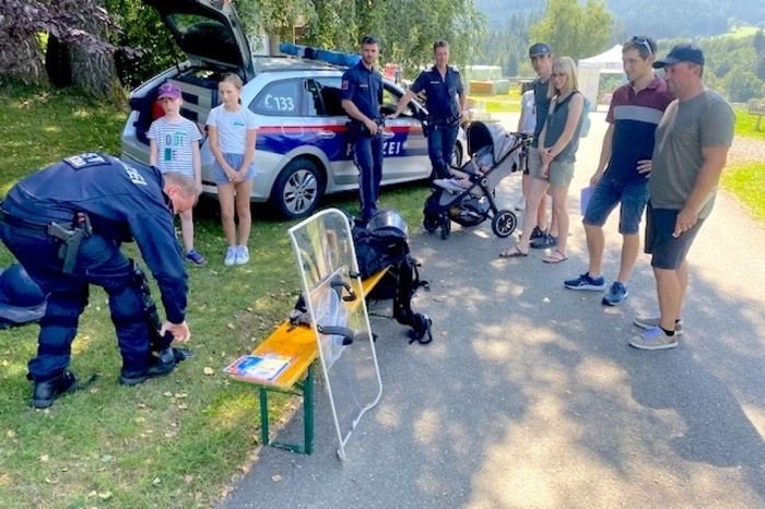 Passend zum Thema Sicherheit haben sich auch Polizei und Feuerwehr mit Stationen beteiligt.