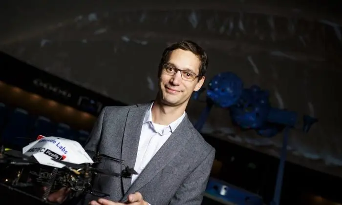 Forscher Stephan Weiss: „Die glatte Oberfläche erschwert die Navigation“